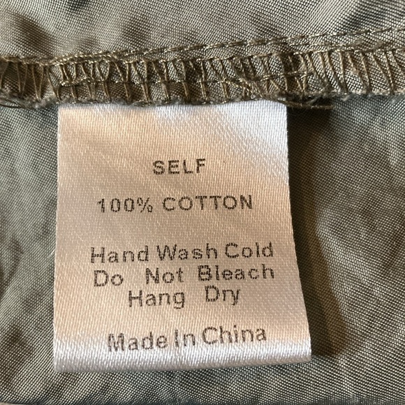 Mod Ref | Green V-Neck Faux Wrap Romper M - Picture 5 of 6